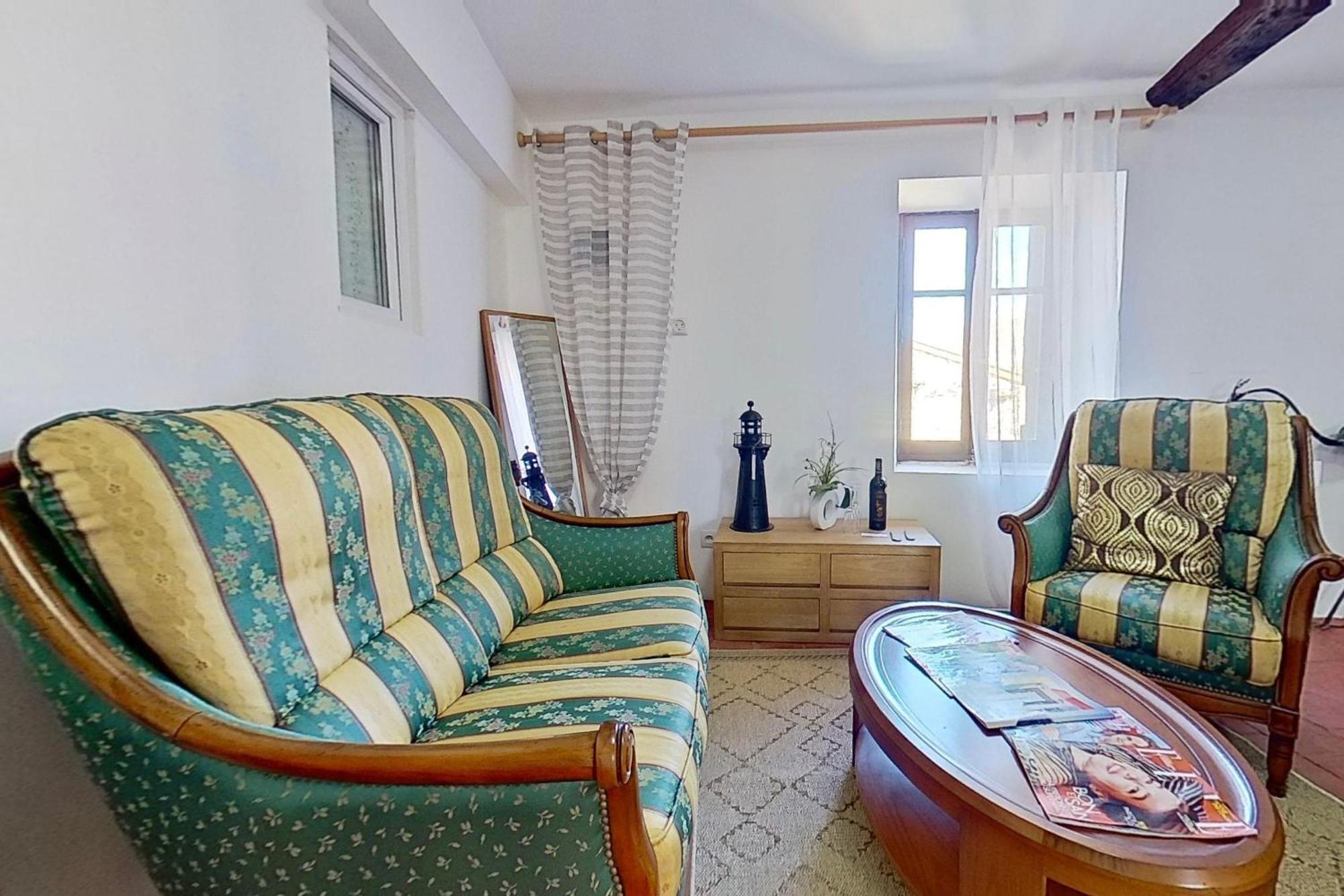 Les 2 Droles D'Oiseaux Bed and Breakfast Luc-sur-Orbieu Exteriör bild